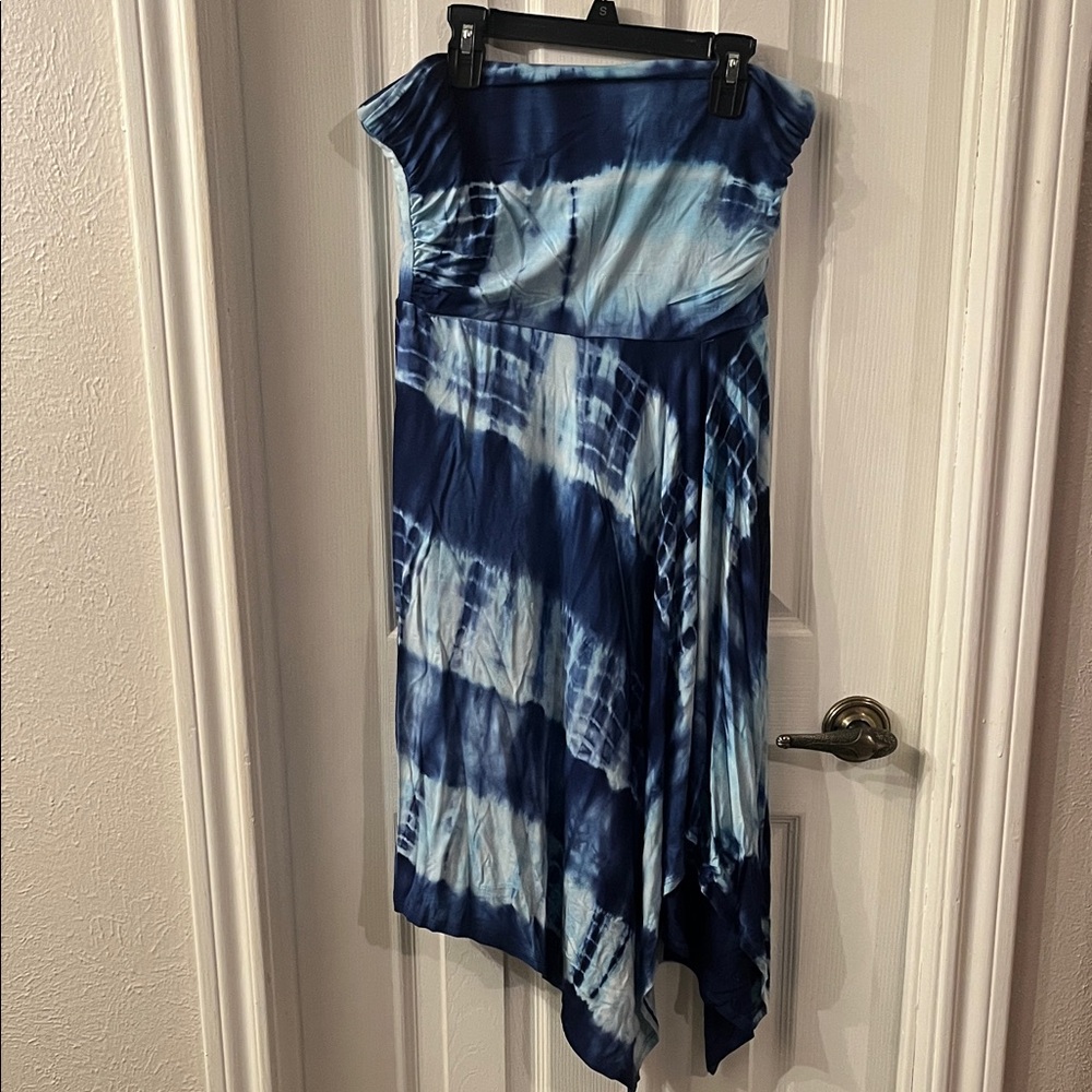 BOSTON PROPER STRAPLESS HI LO SIZE SMALL